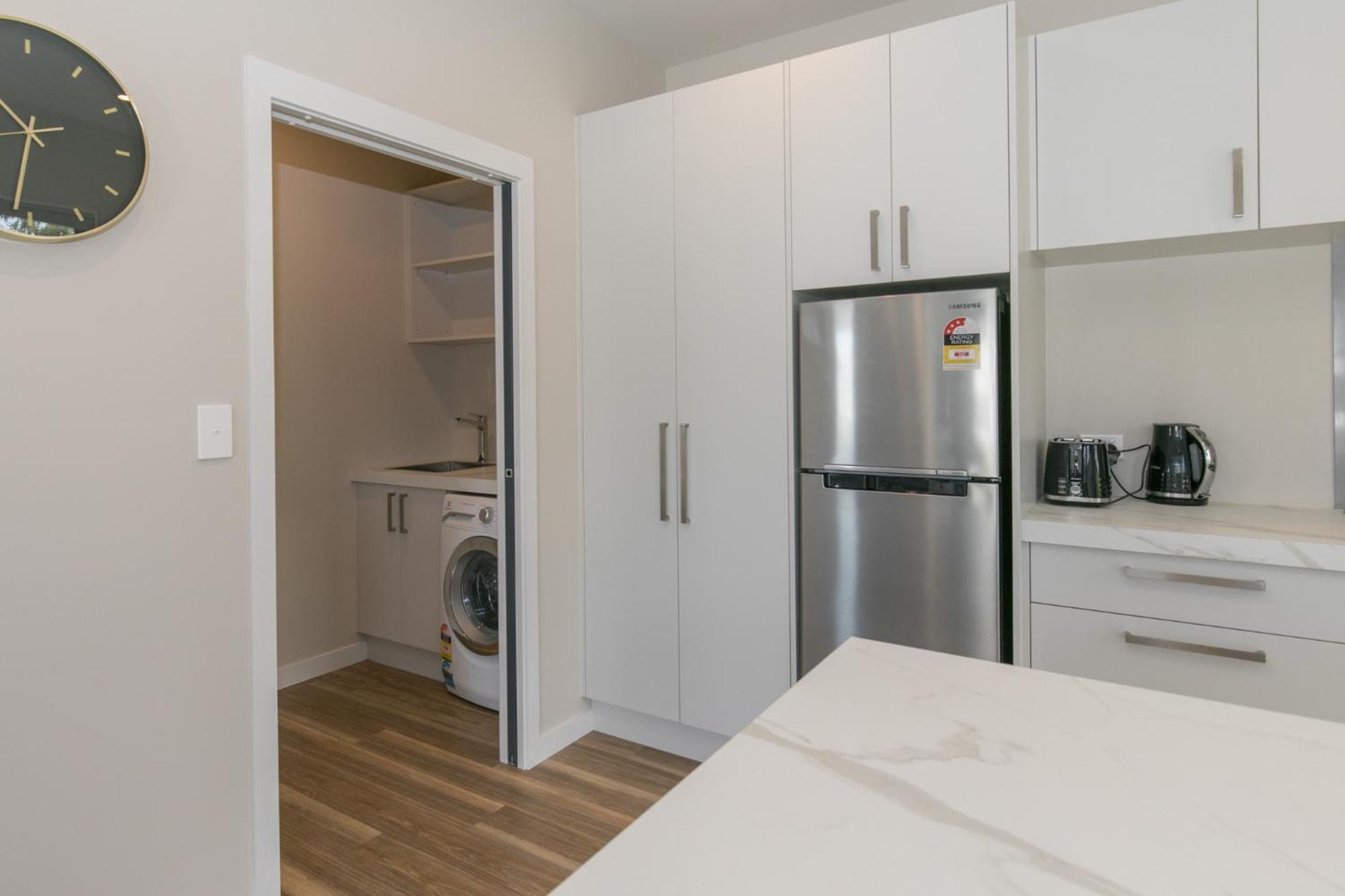 Mount Iron Apartment Уанака Екстериор снимка